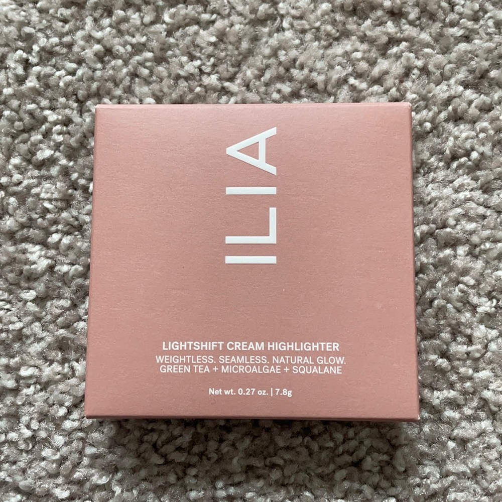 ilia cream highlighter